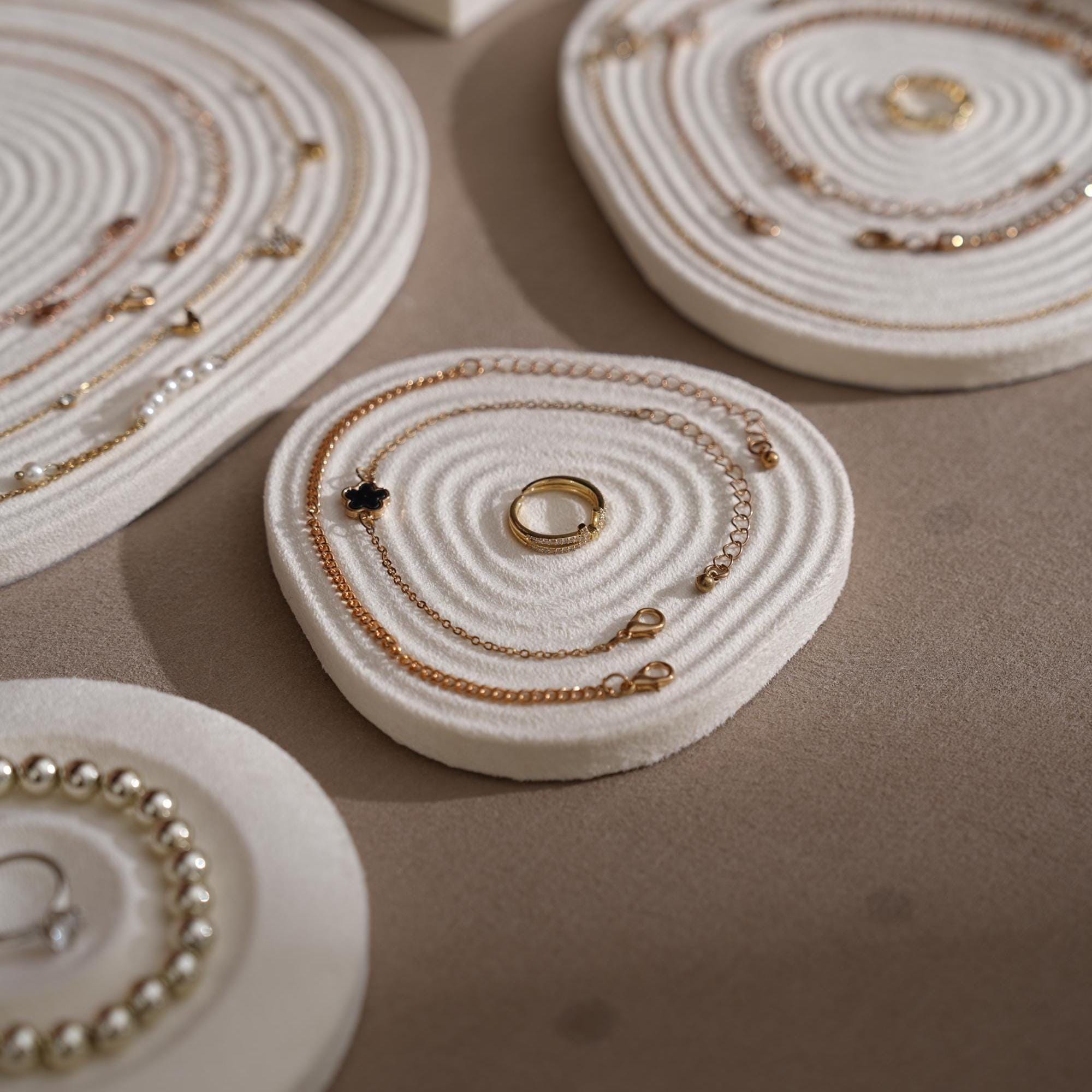 Elegant White Suede Jewelry Display Dish and Tray set