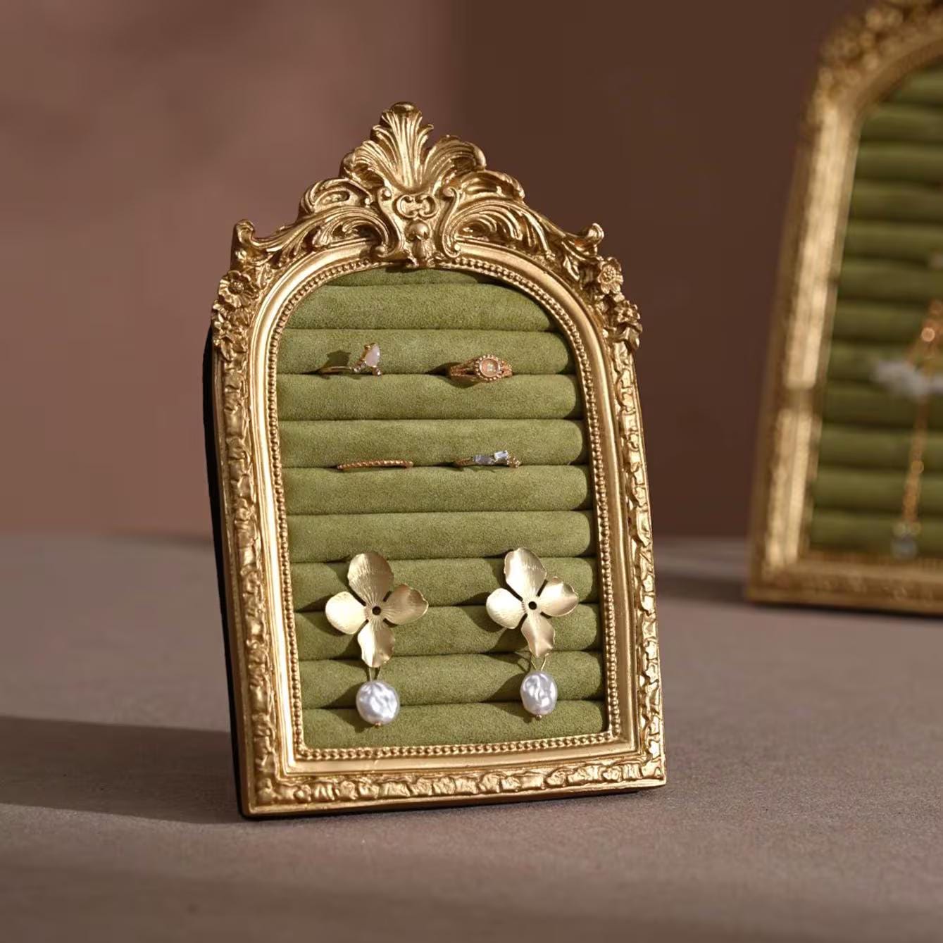 Rococo Style Vendor Display