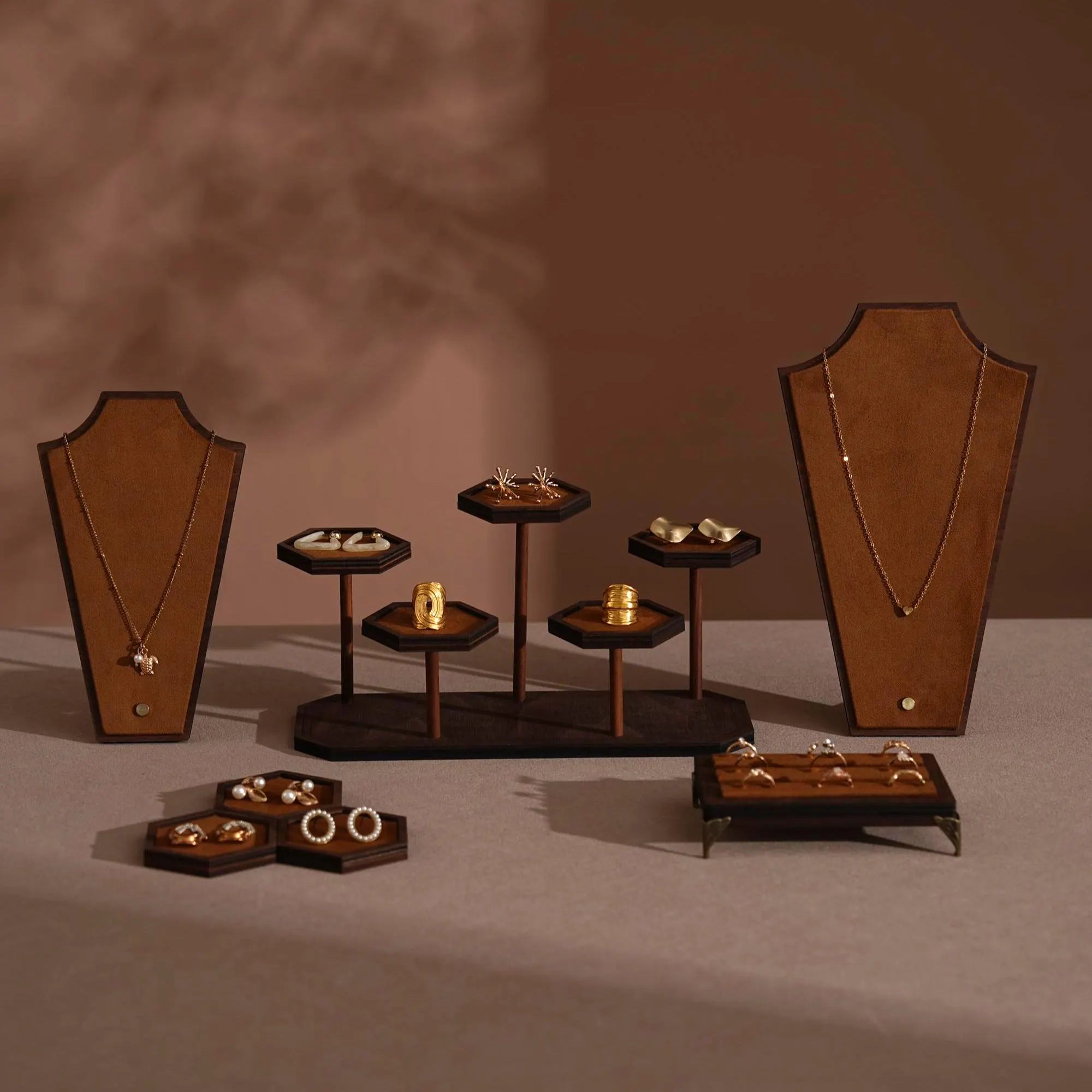 Walnut Veneer Jewelry Vendor Display Set (7-Piece) | 12 Colors