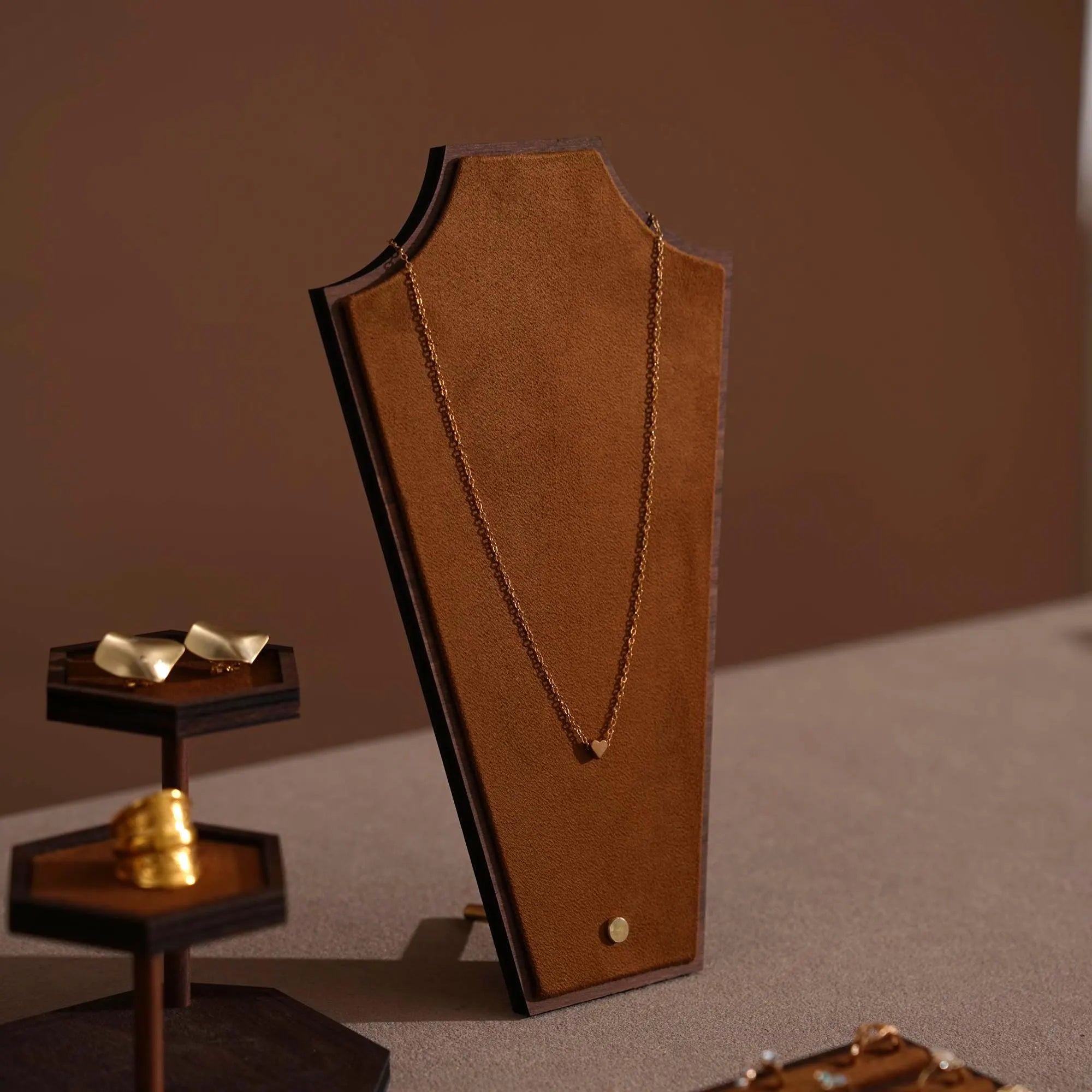 Walnut Veneer Jewelry Vendor Display Set (7-Piece) | 12 Colors