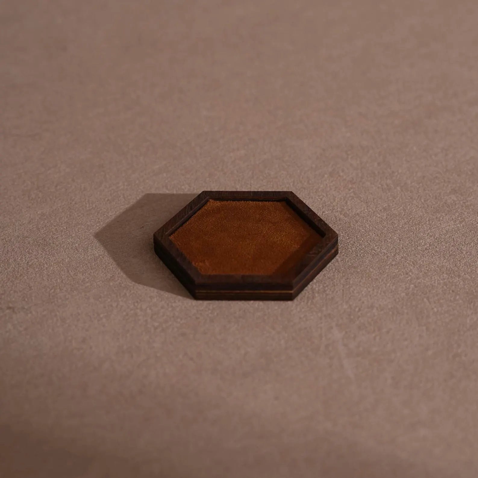 Walnut Veneer Jewelry Vendor Display Set (7-Piece) | 12 Colors