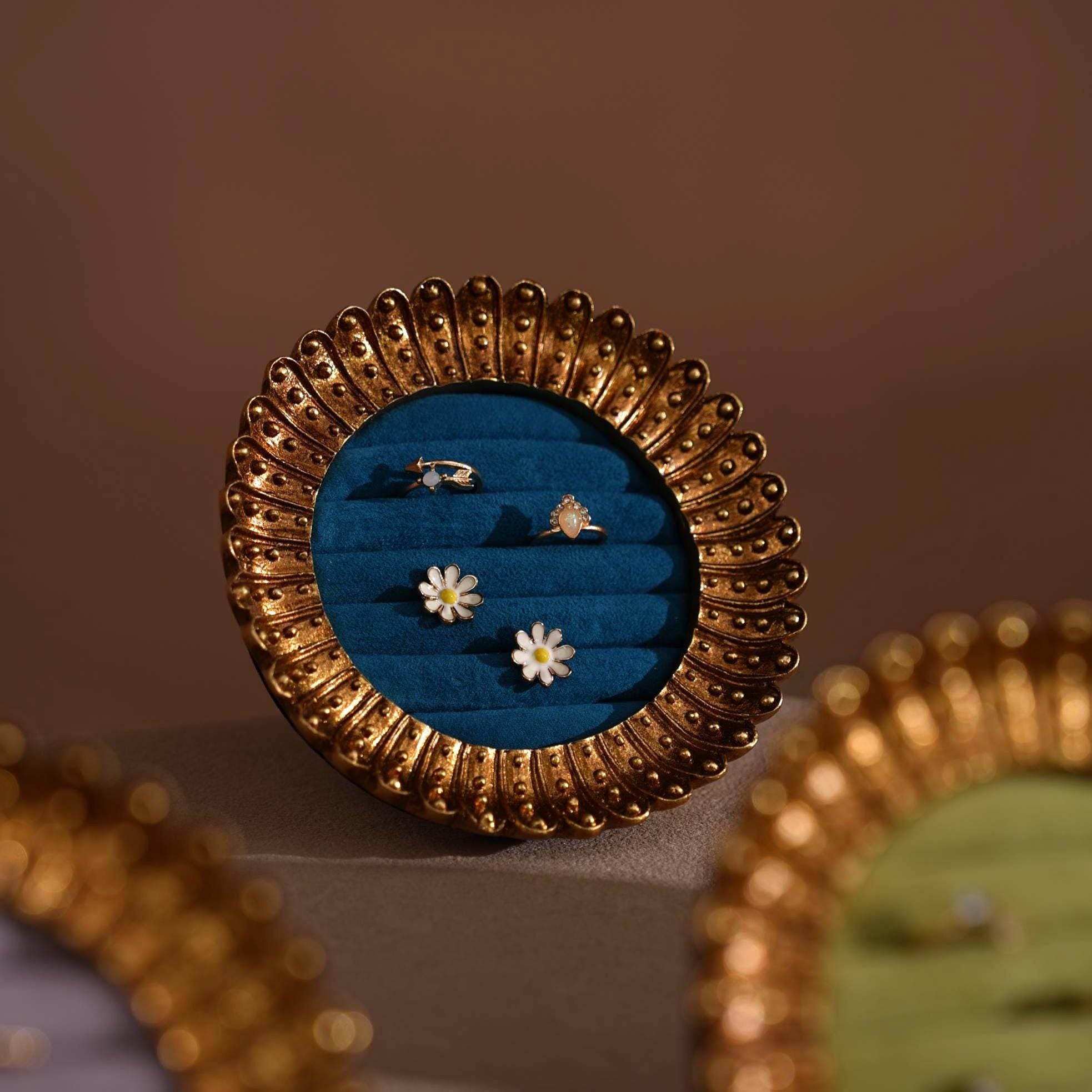 Neoclassical Ring & Earring Stand