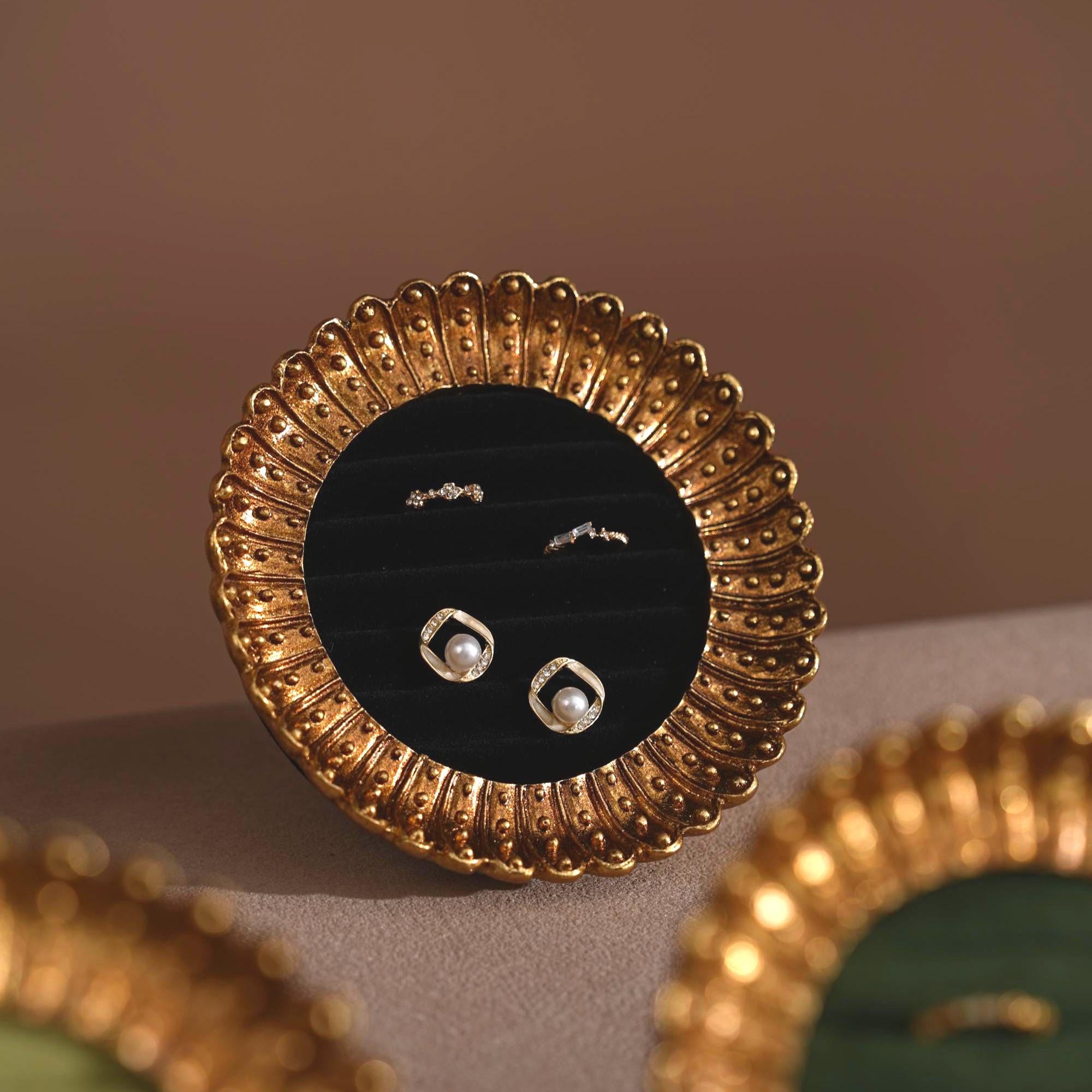 Neoclassical Ring & Earring Stand