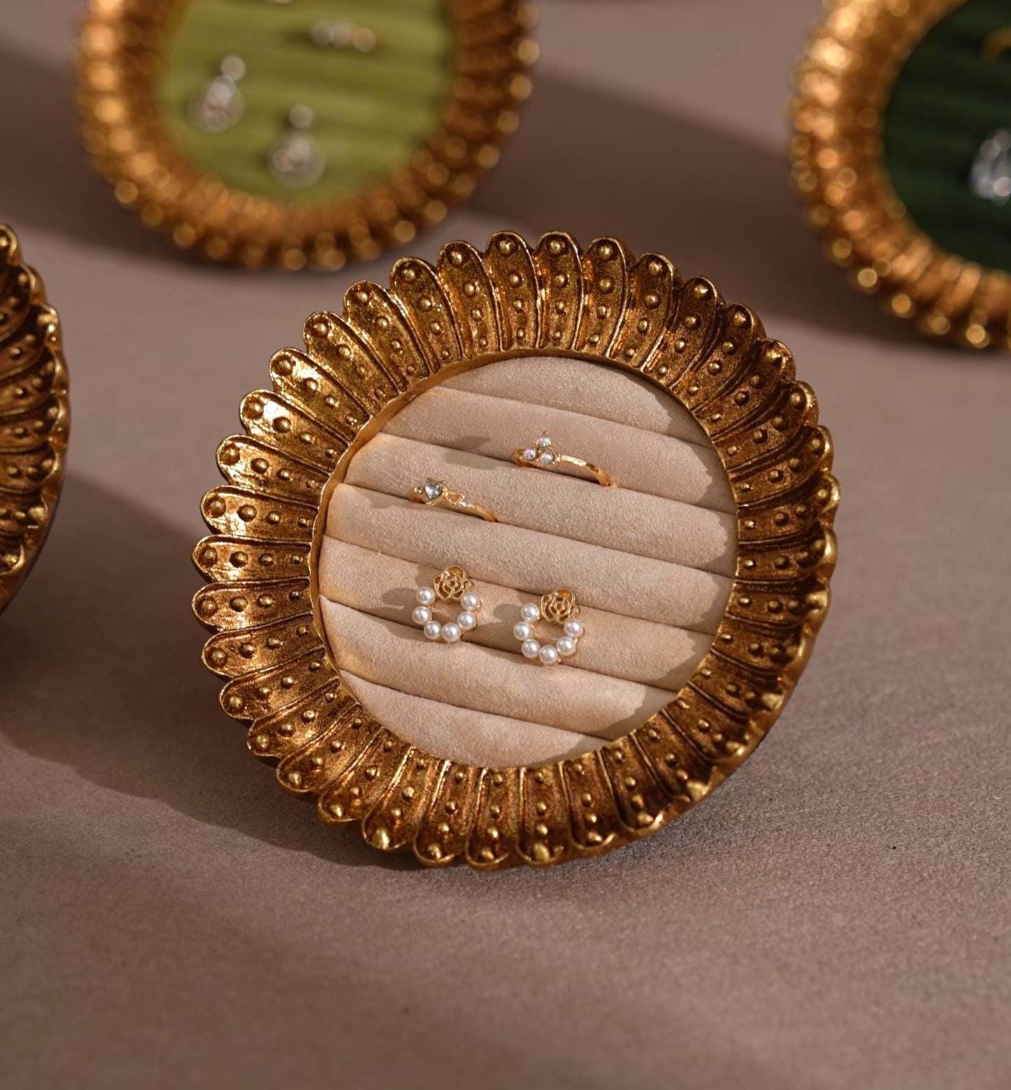 Neoclassical Ring & Earring Stand