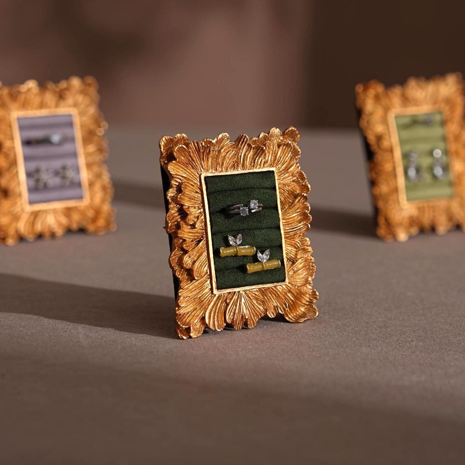 Rococo Gold Ring Display Stand