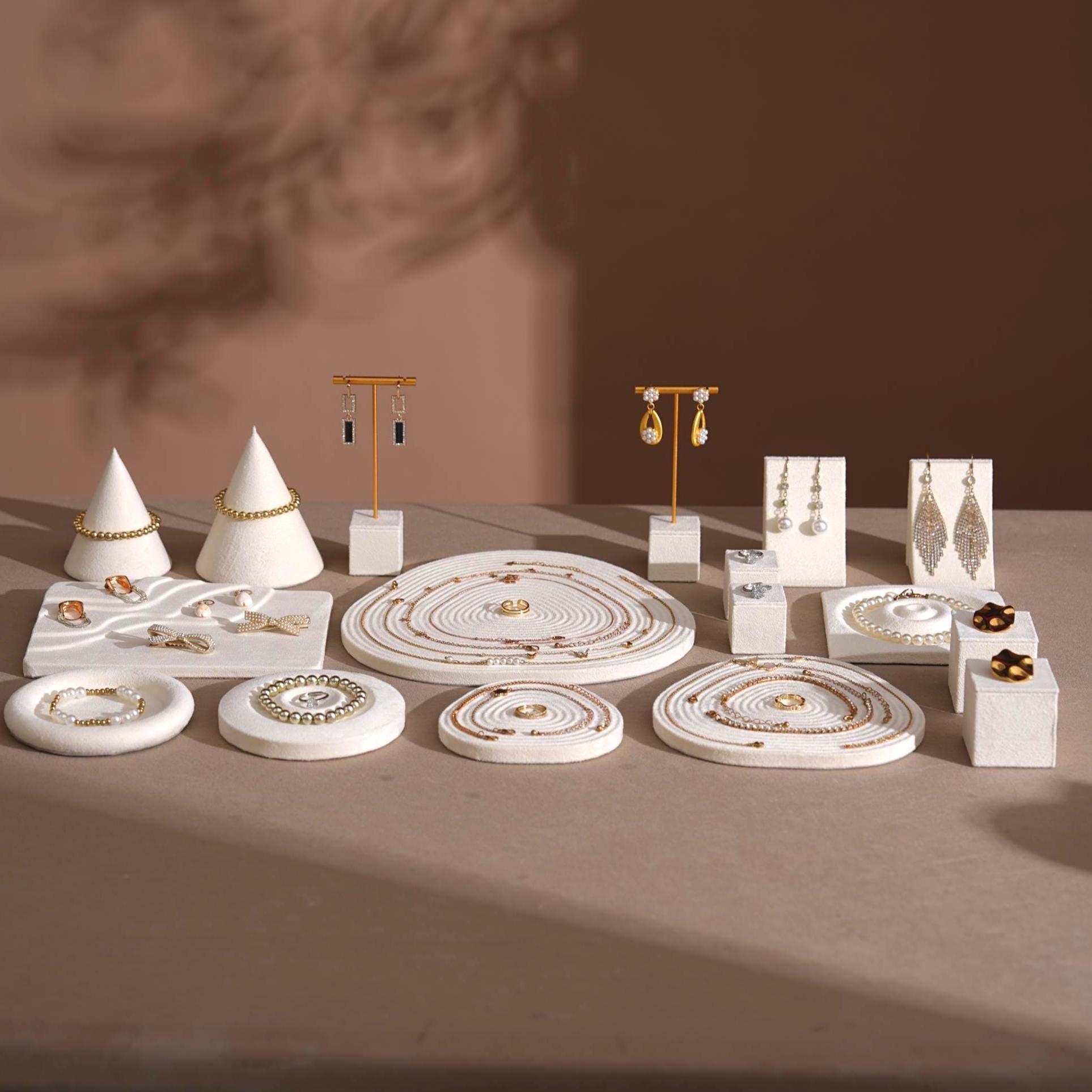 Elegant White Suede Jewelry Display Dish and Tray set