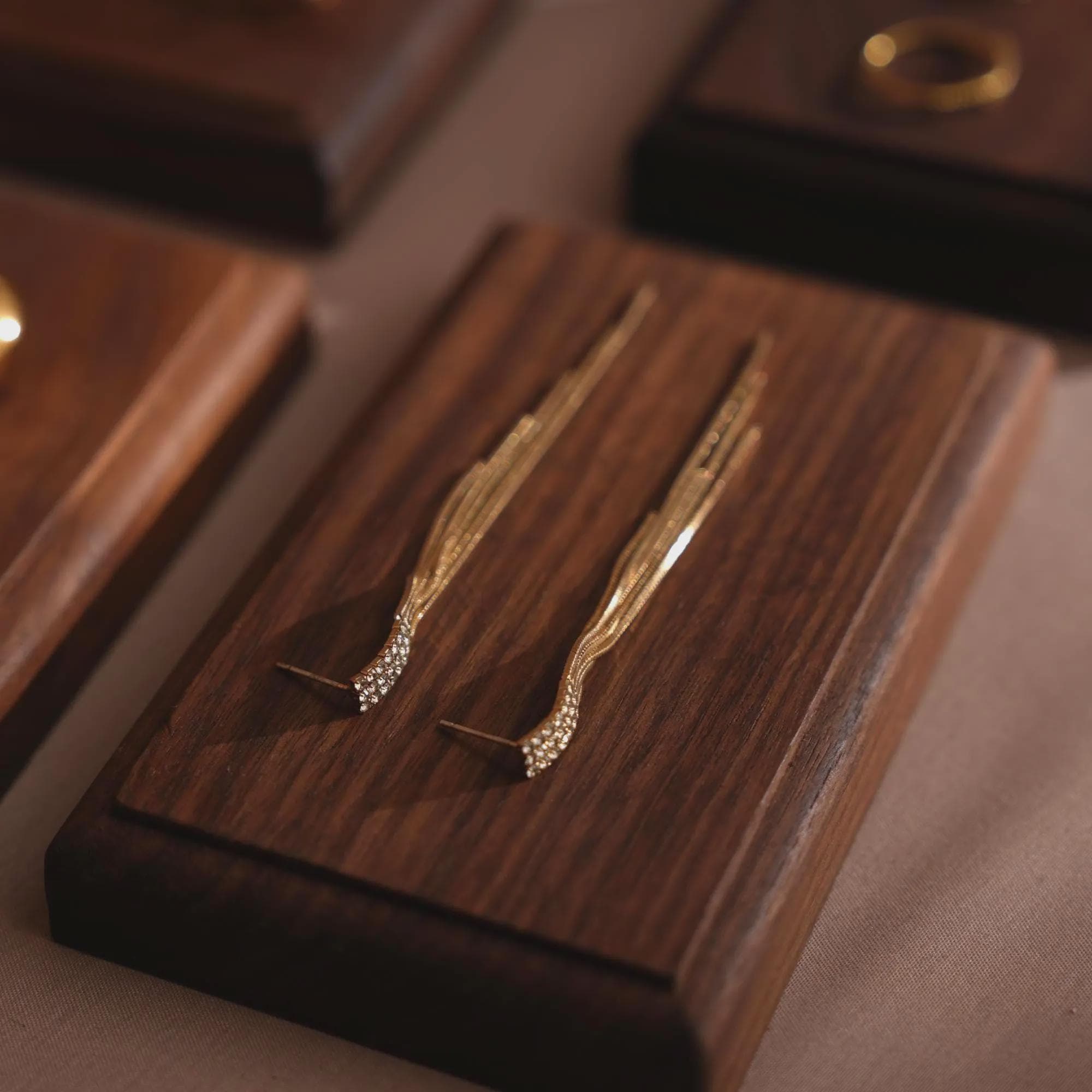 Minimalist Walnut Jewelry Display Dishes