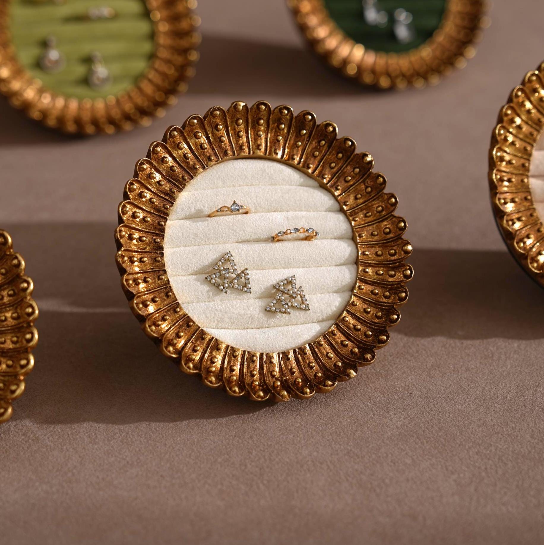 Neoclassical Ring & Earring Stand