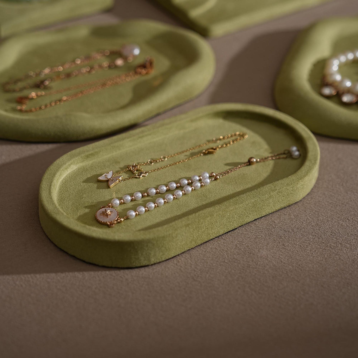 Olive Green Jewelry Display Set – Ring Dish, Bracelet & Earring Holders, Vegan Suede