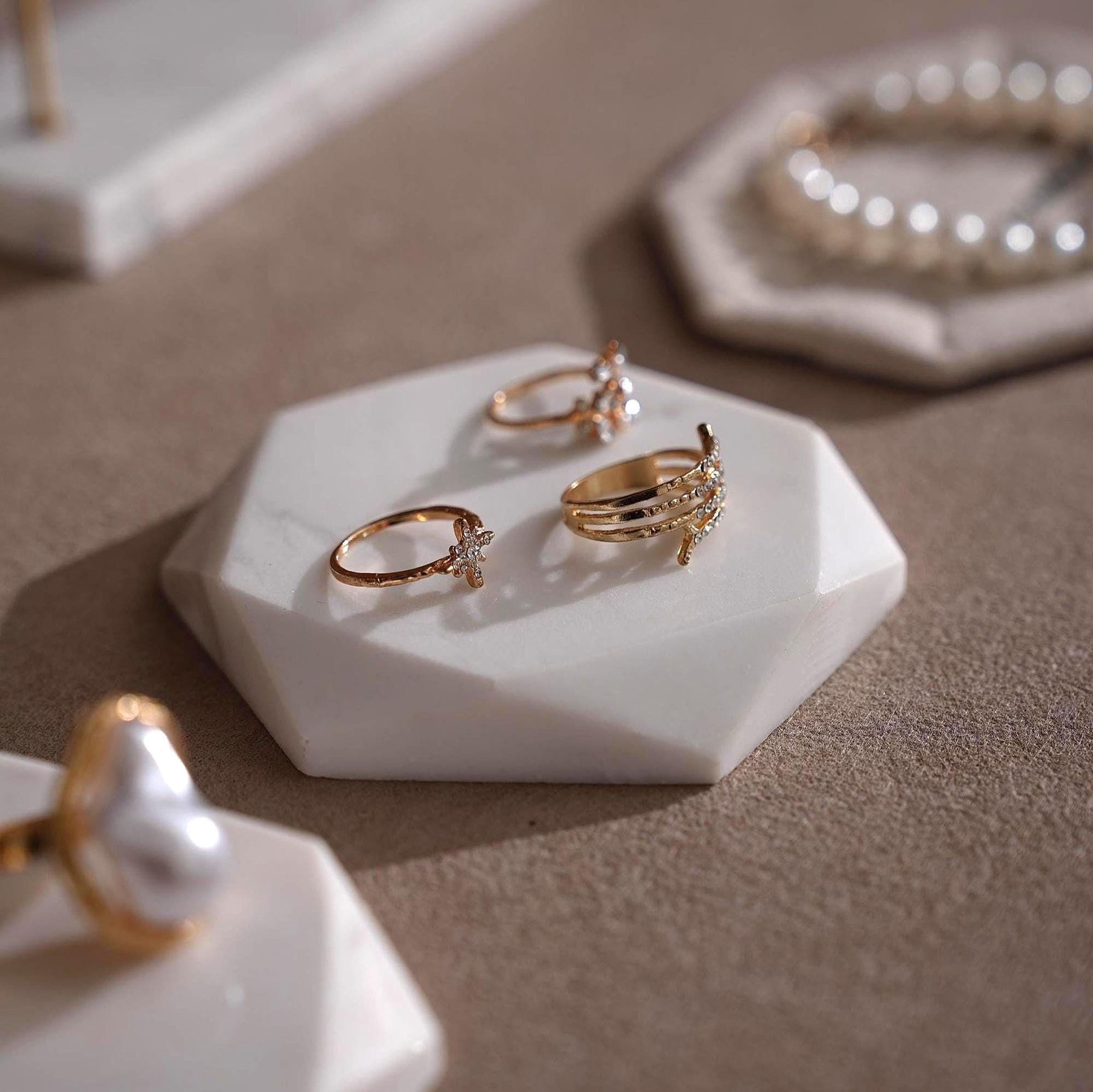 Boutique Jewelry Display Set for Necklaces, Earrings & Bracelets
