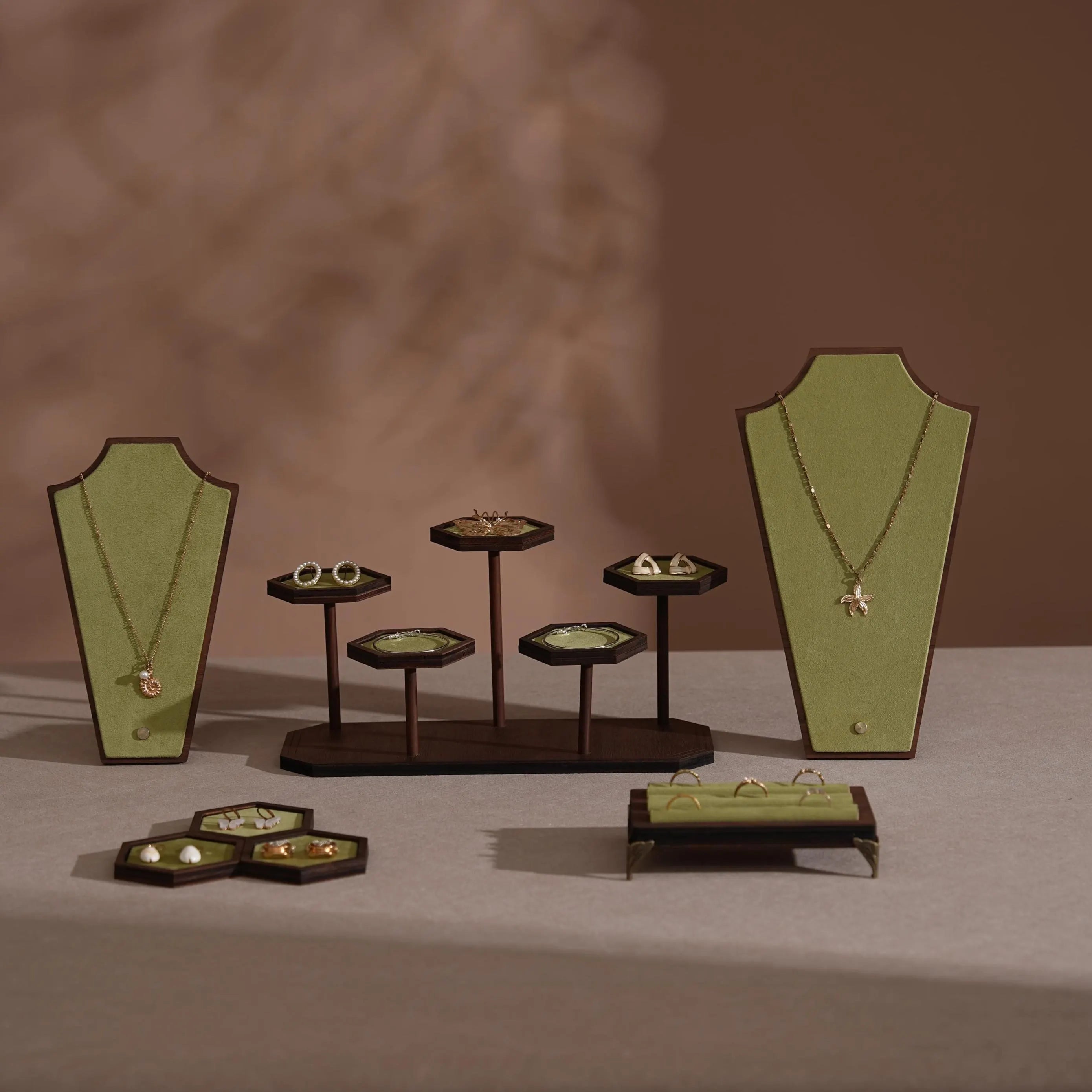 Handcrafted Walnut Veneer Jewelry Display Set | 7 Pieces | 14 Colors