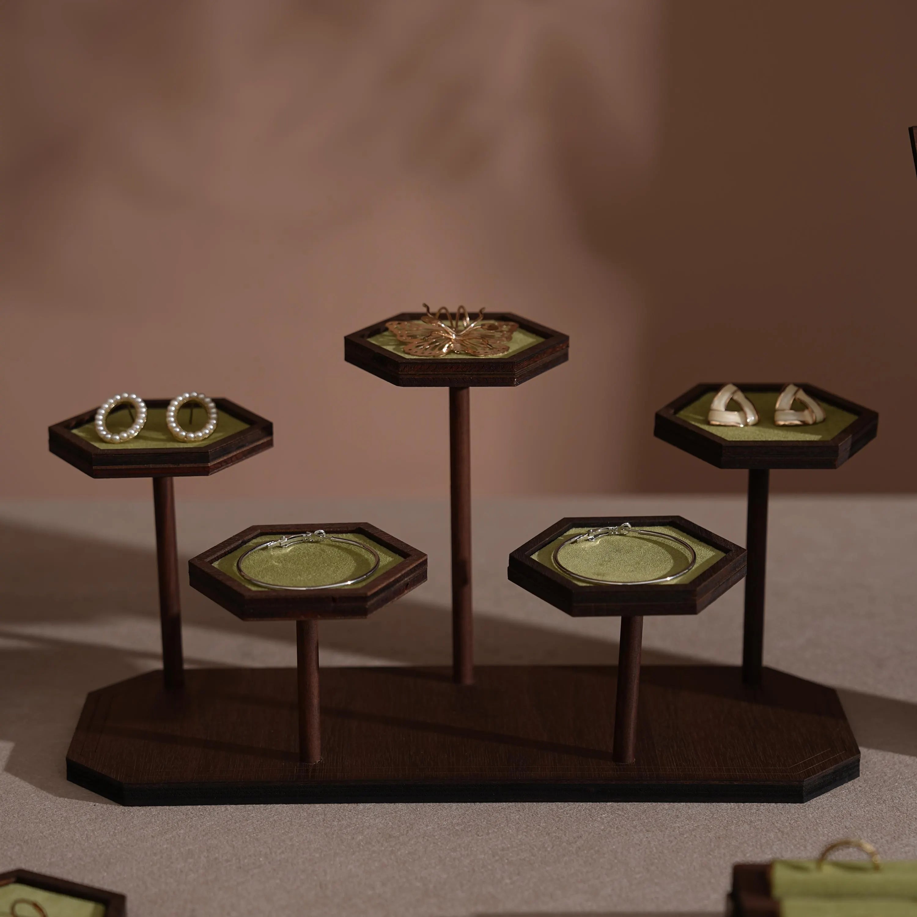 Handcrafted Walnut Veneer Jewelry Display Set | 7 Pieces | 14 Colors