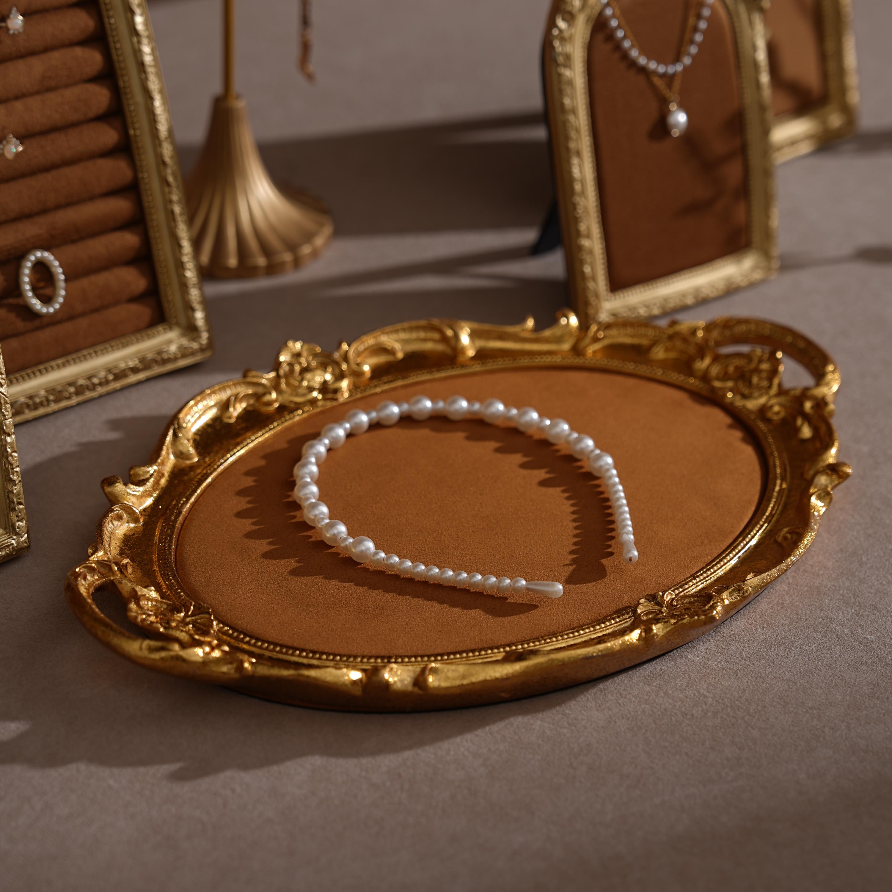 8-Piece Rococo Jewelry Display Set