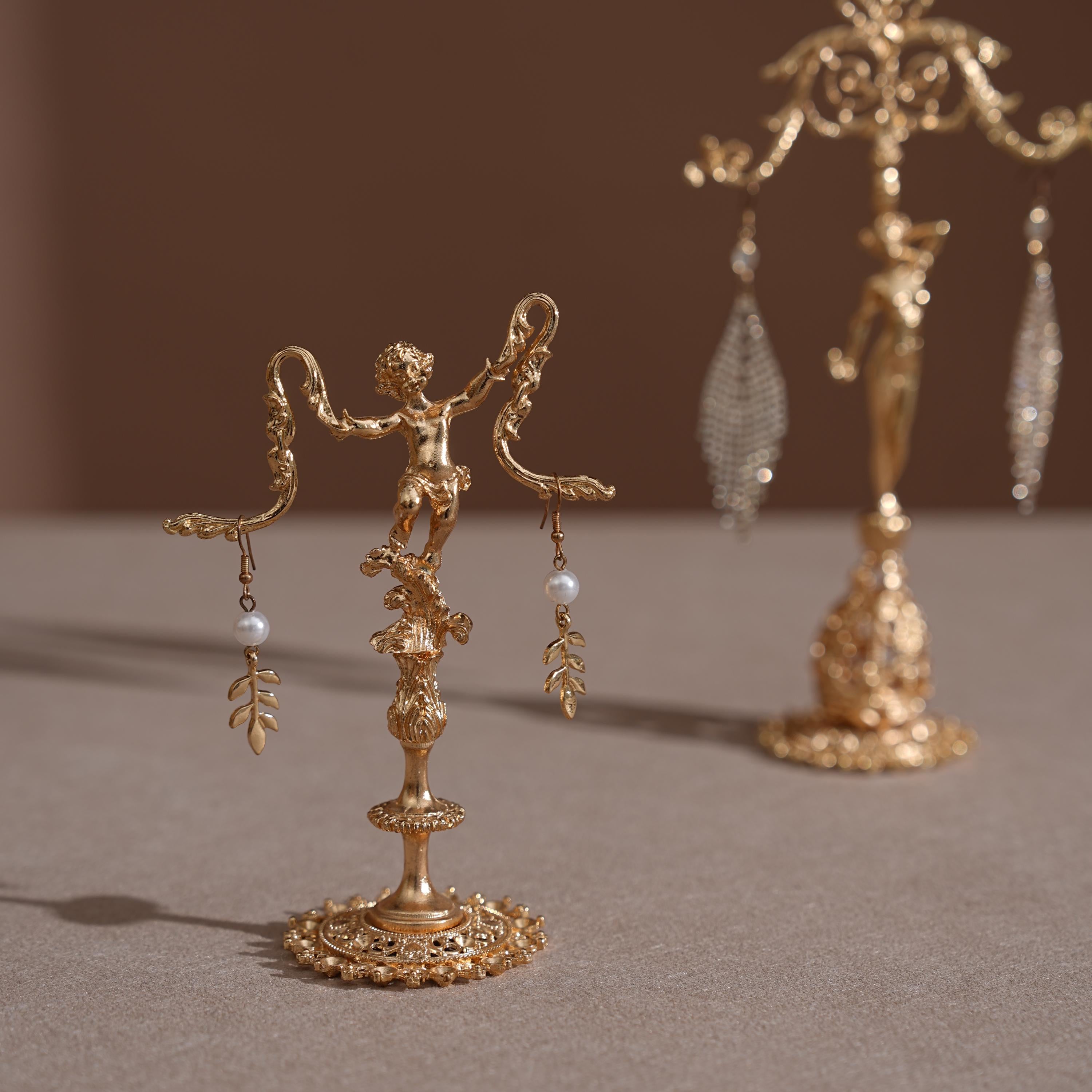 8-Piece Rococo Jewelry Display Set