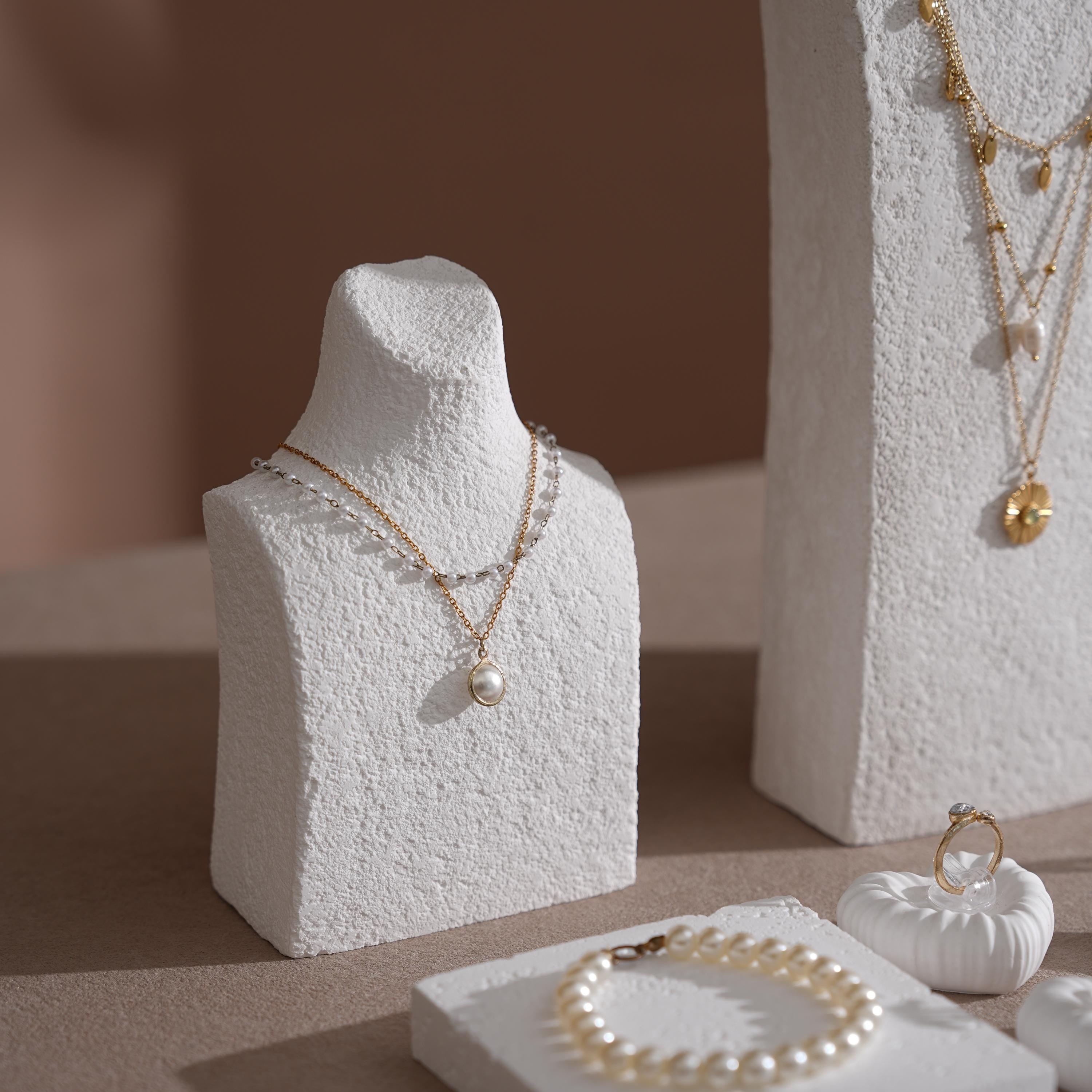 Ultra White Plaster 10-Piece Jewelry Display Set