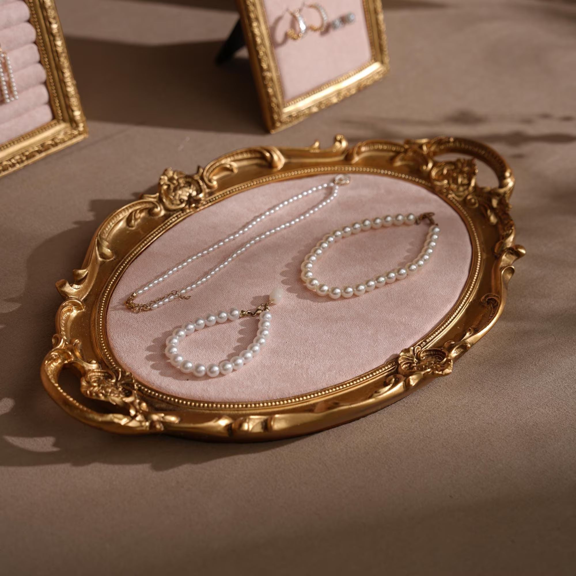 Rococo Style Vendor Display