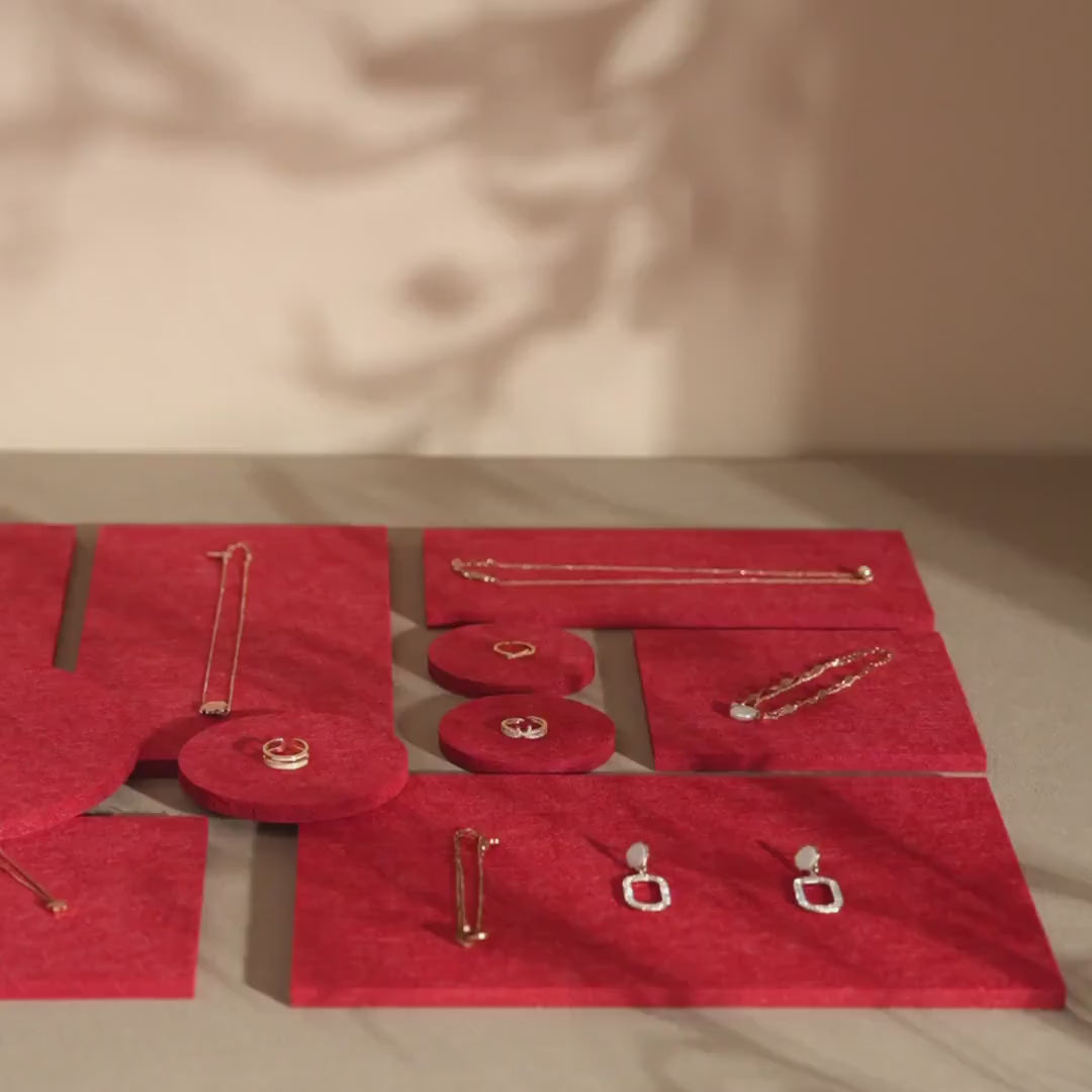 Red Felt Jewelry Display Set: Ring, Necklace, Earring Showcase