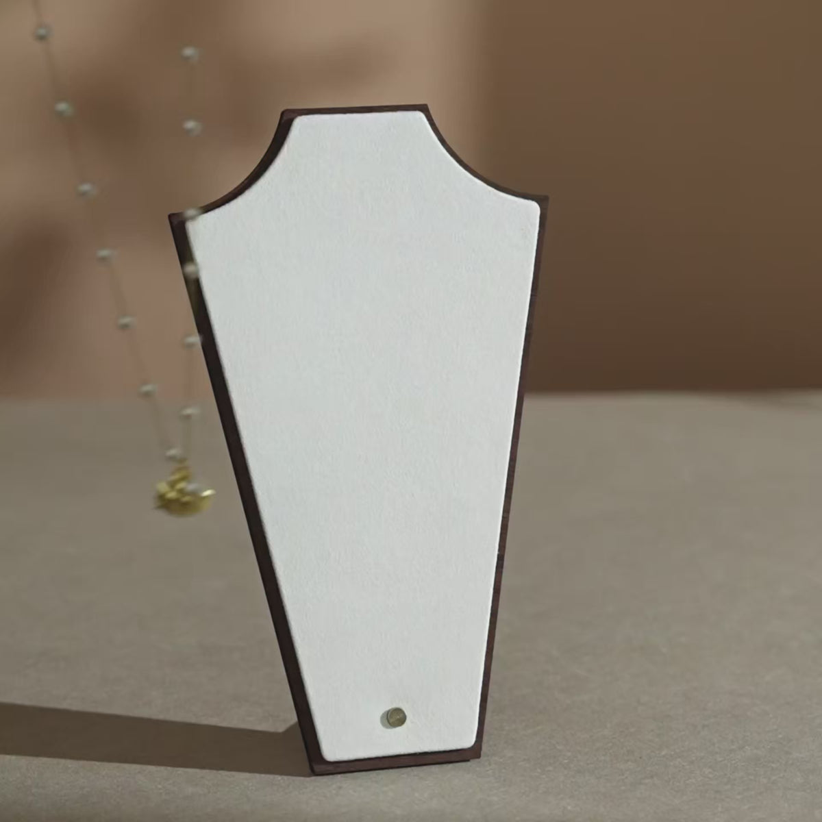 Silhouette Necklace Display Stand — 22 Colors