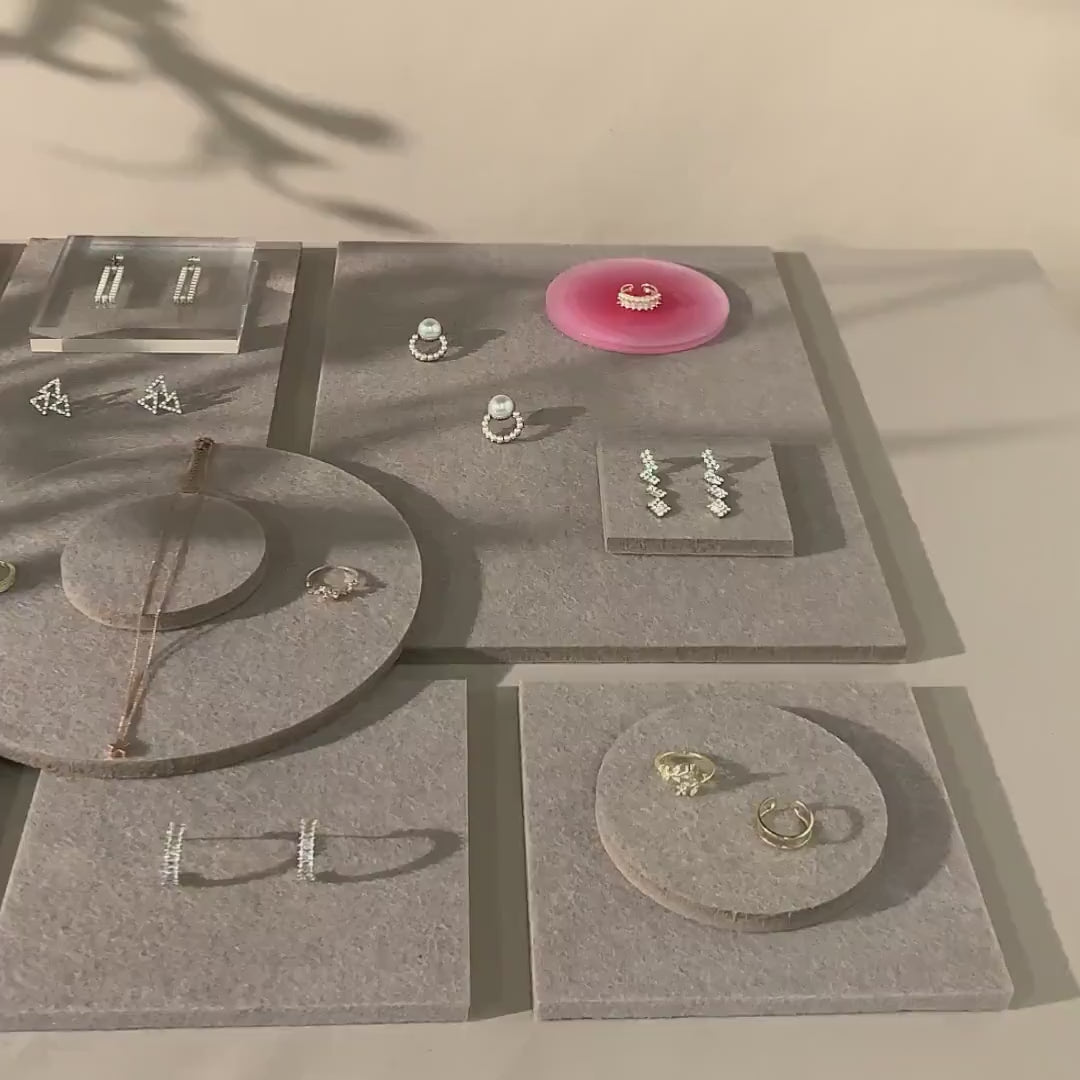 Beige Felt Jewelry Display Set